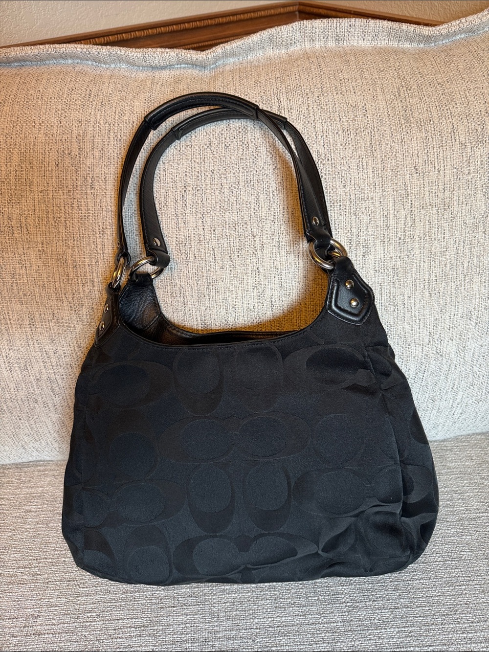 Y2K Coach Black Signature C Hobo Shoulder Bag Buckle F20742 - Picture 7 of 12